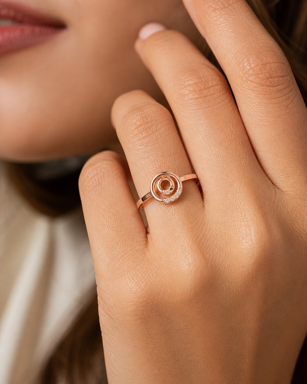 Spiral Circle Diamond Ring