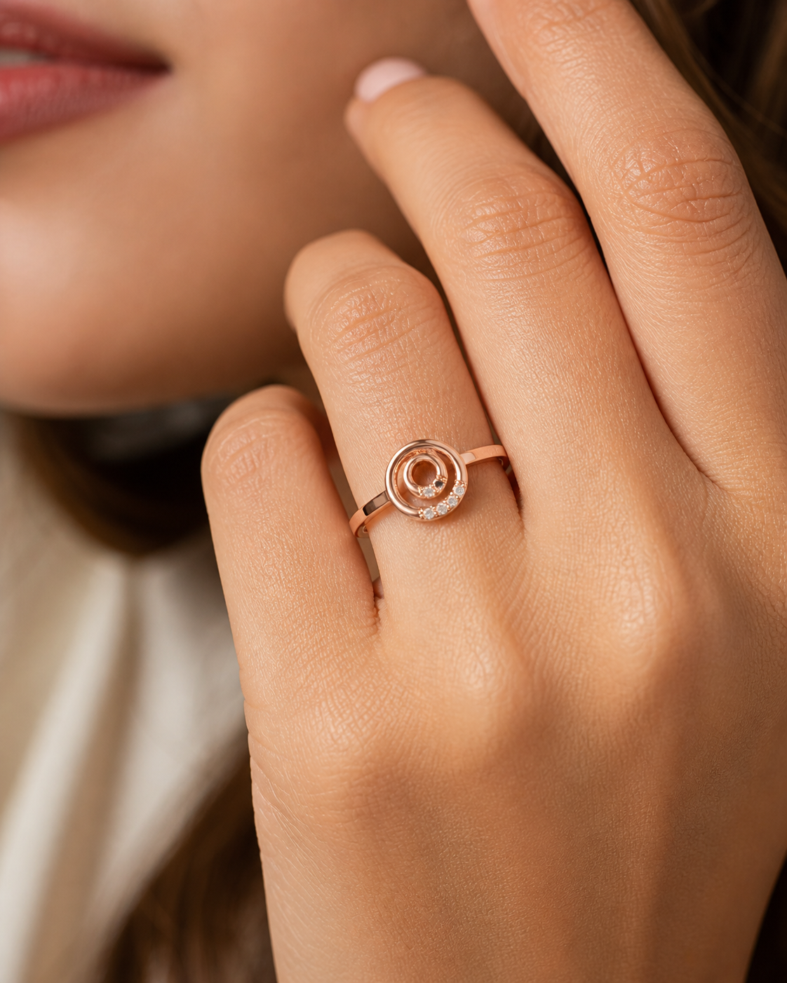 Spiral Circle Diamond Ring